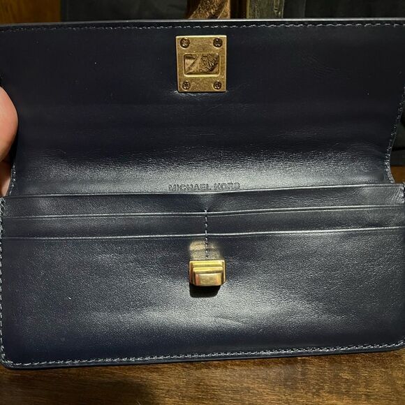 MICHAEL KORS Navy Leather Natalie Flat Wallet Mk - Picture 3 of 5